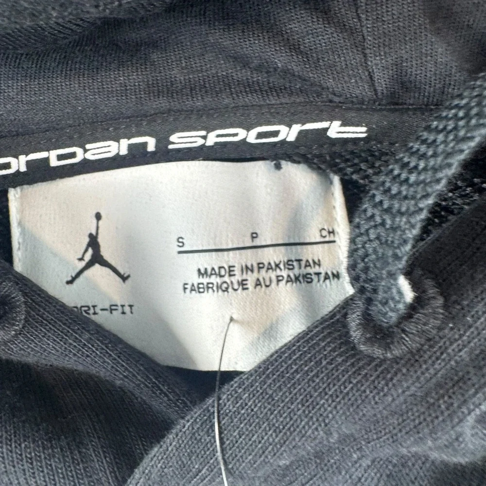 Jordan Sport Dri-FIT Hoodie Black Chrome Graphic HF9902-010 Mens Small NEW